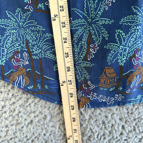 Tommy Bahama Silk Camp Shirt Men's Medium Hula Girl Palm Trees Print Button‎ Up - Picture 7 of 9